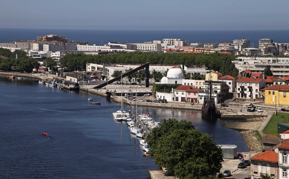 Paisagem urbana e património de Vila do Conde junto ao rio Ave
