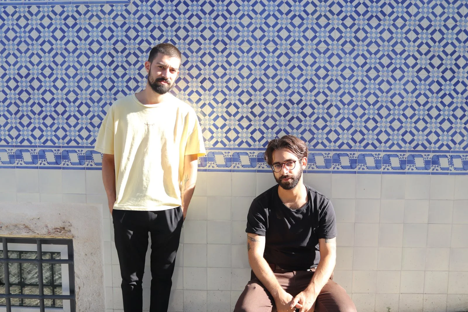 QUELLE DEAD GAZELLE - Maus Hábitos Porto