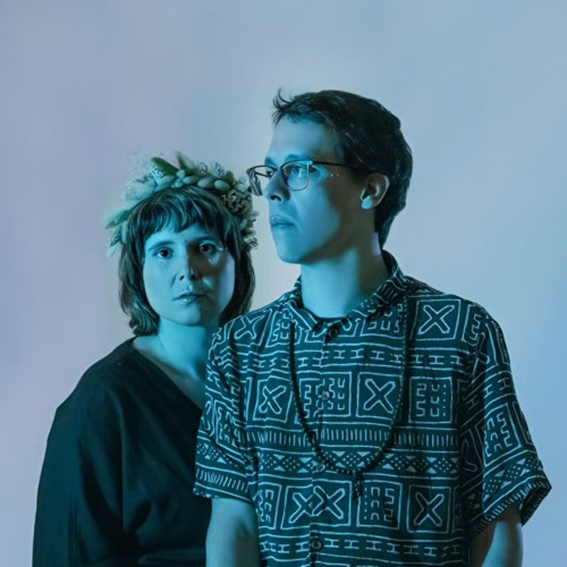 AS VIAGENS DE OHXALÁ - Maus Hábitos