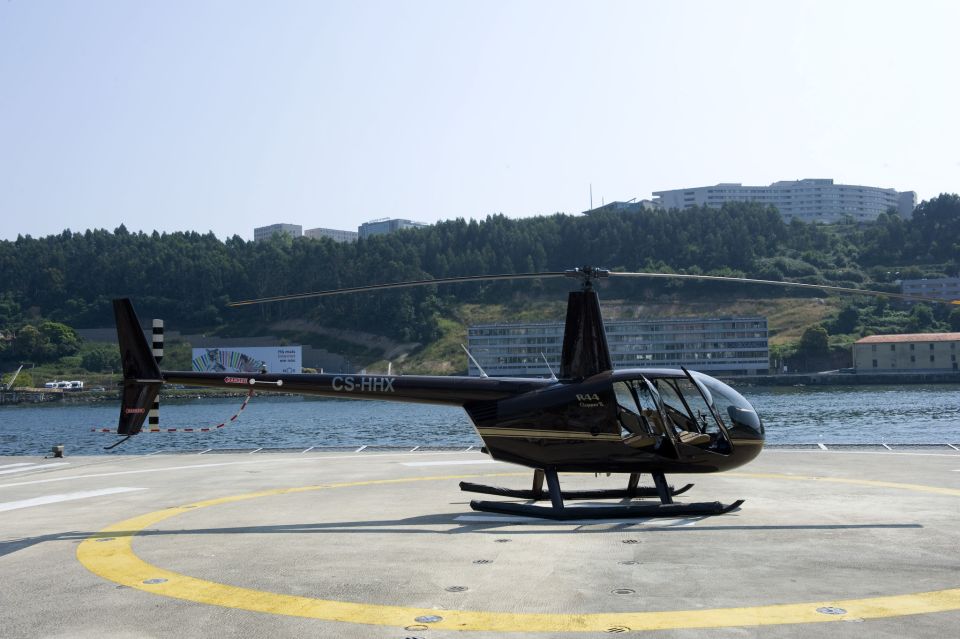 Passeio de Helicóptero no Porto 1