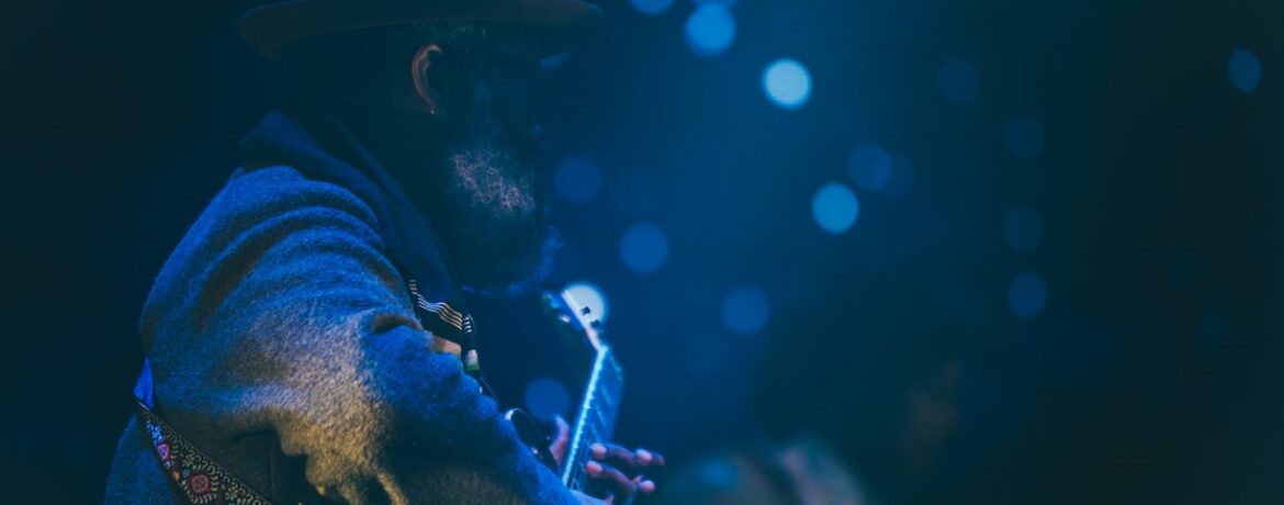 ALL ABOUT BLUES - Hotfive Jazz & Blues