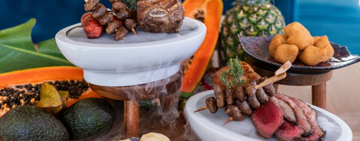 Samba, pão de queijo, brigadeiro e feijoada: o Carnaval do Rio de Janeiro chegou ao Renaissance Porto Lapa Hotel