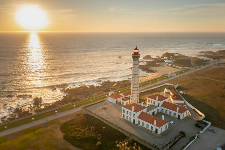 Farol de Leça - História | Curiosidades | Visitas