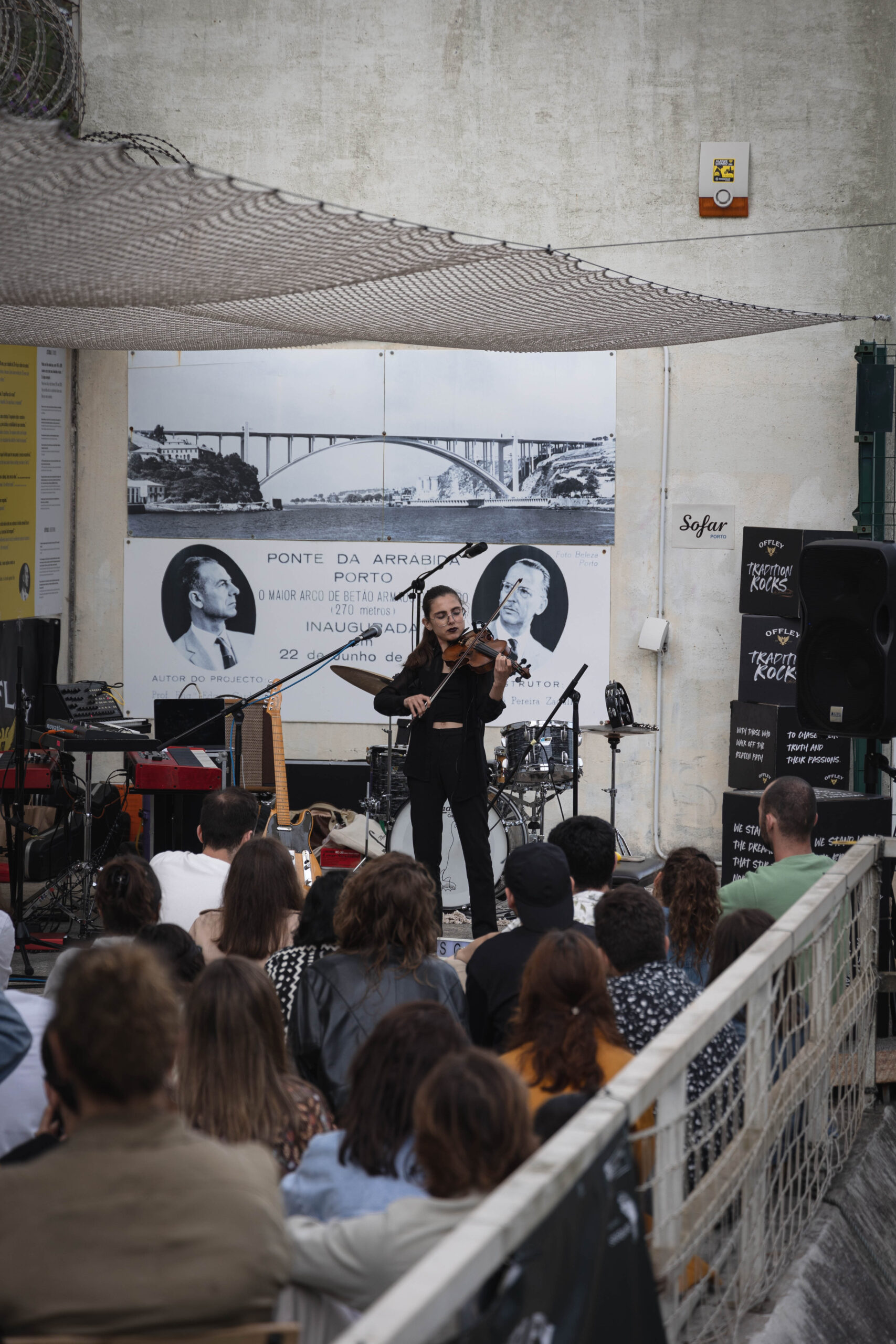 O Sofar Sounds é um conceito de música mundialmente famoso e possui 3 grandes pilares: