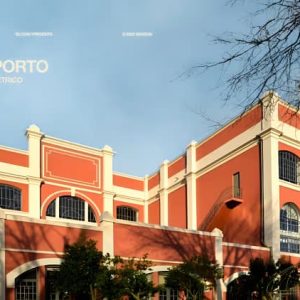 Bloom At Museu Do Carro Elétrico