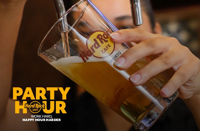 Descobre a energia vibrante da cidade do Porto com a Party Hour do icónico Hard Rock Cafe Porto