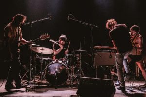 Festival em APUROS