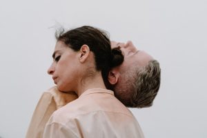 Together, de Maria Hassabi Performance Íntima no Serralves