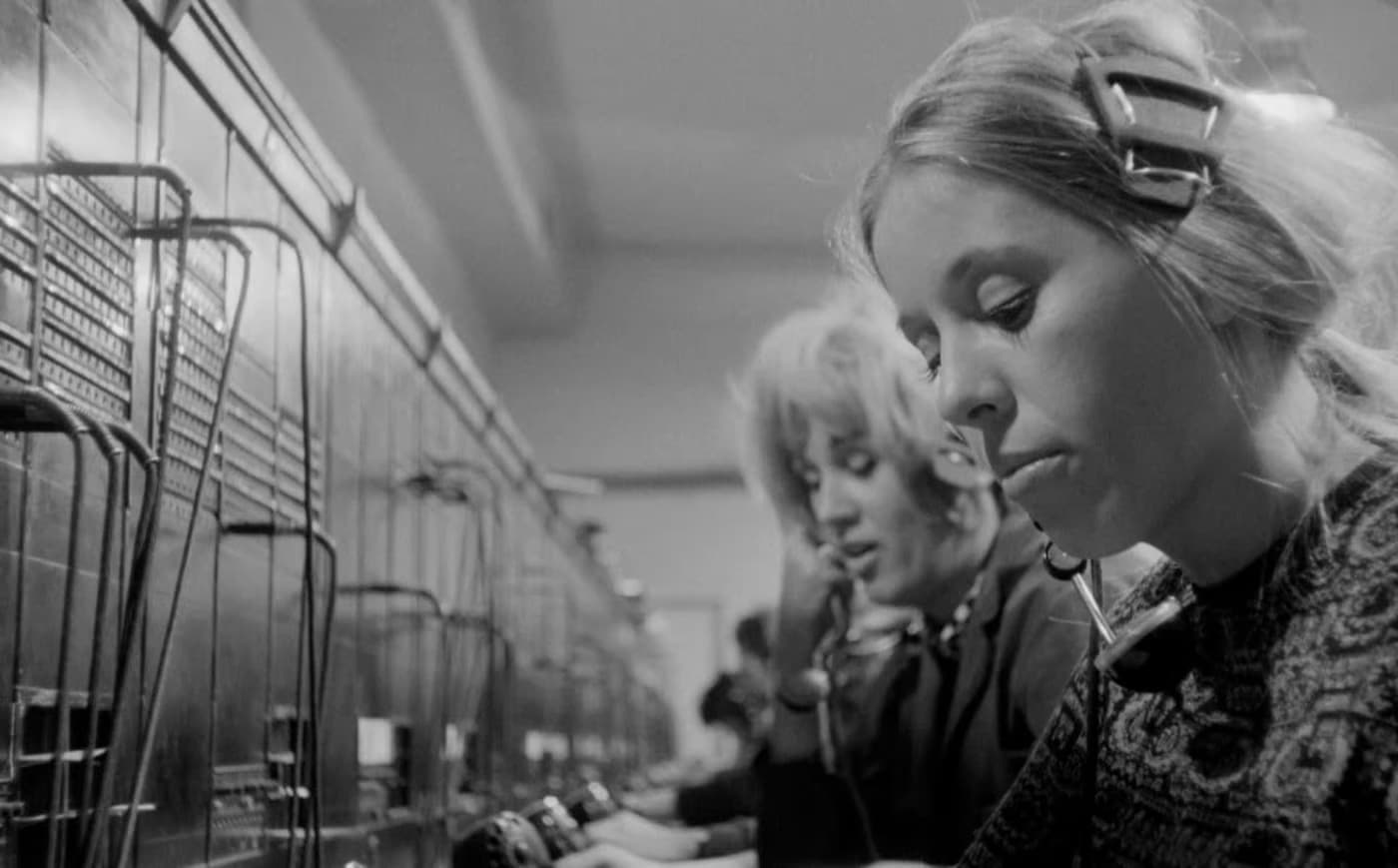 Love Affair, or the Case of the Missing Switchboard Operator, de Dušan Makavejev