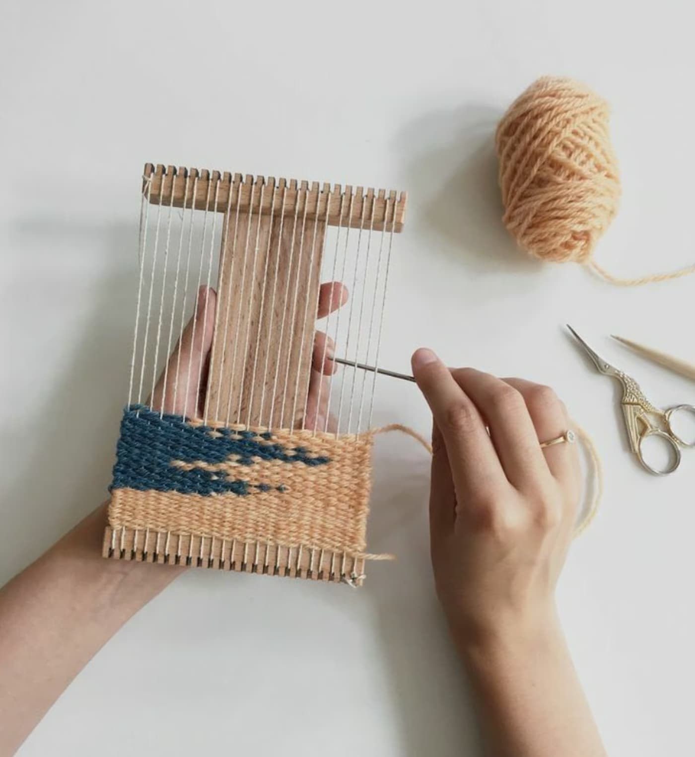 Mini Rug Loom