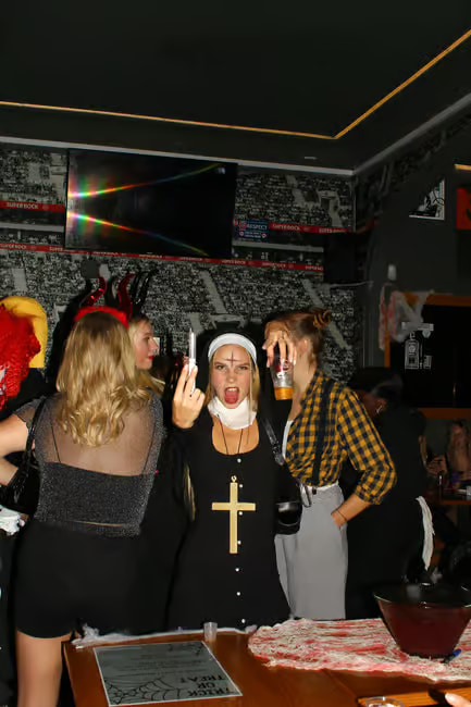 Halloween Pub Crawl Porto 2025