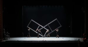 WIP — A Invisibilidade do Maquinista de Cena dá palco ao herói desconhecido do teatro