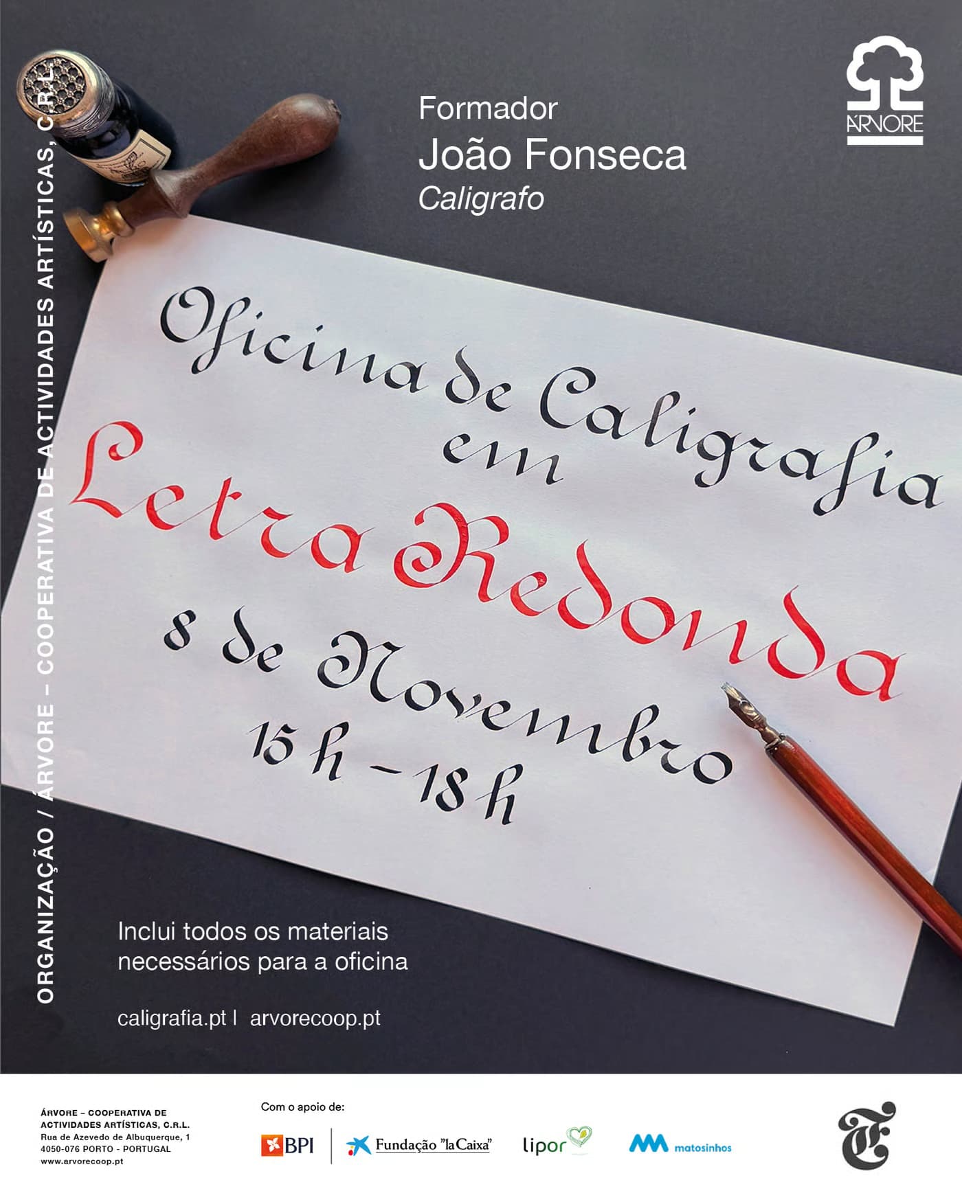 Caligrafia em Letra Redonda ✒️ Oficina com João Fonseca Uma introdução prática à Letra Redonda, o elegante estilo caligráfico que marcou gerações e foi amplamente ensinado nas escolas portuguesas dos séculos XIX e XX. Inspirada no modelo francês Ronde, esta caligrafia distingue-se pelas formas arredondadas, ritmo fluido e legibilidade. Durante a oficina, os participantes aprenderão o uso do aparo, tinta e papel, explorando o alfabeto minúsculo e maiúsculo, números e sinais diacríticos — culminando na escrita de uma frase final. Uma oportunidade para redescobrir um saber tradicional com valor artístico e cultural. ð Formador: João Fonseca — engenheiro civil de formação, apaixonou-se pela caligrafia em 2018, dedicando-se desde então ao estudo e prática desta arte que considera uma “jornada emocional que resgata memórias e sentimentos.” ð
8 de novembro, 15:00 ð Cooperativa Árvore, R. de Azevedo de Albuquerque 1 – Porto ð¶ 30–35 € | ð 16+ ð Inscrição: yzplsold.paperform.co ð§ Informações: cursos@arvorecoop.pt | ☎️ 222 076 010