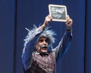 Duvidismos e Relativências de Einstein