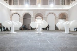 Hybrid #1 – ⥀18, de Andreas Trobollowitsch (1)
