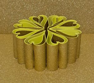 Oficina de Esculturas de Papel — com Zélia Rocha