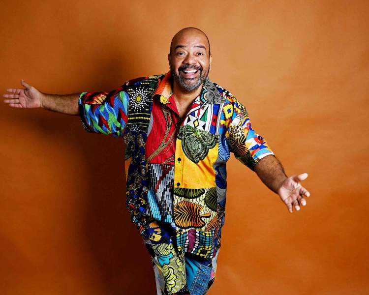 Paulo Flores celebra 30 anos de música