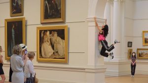 Body Loss, de Angela Goh – O Museu como Performance