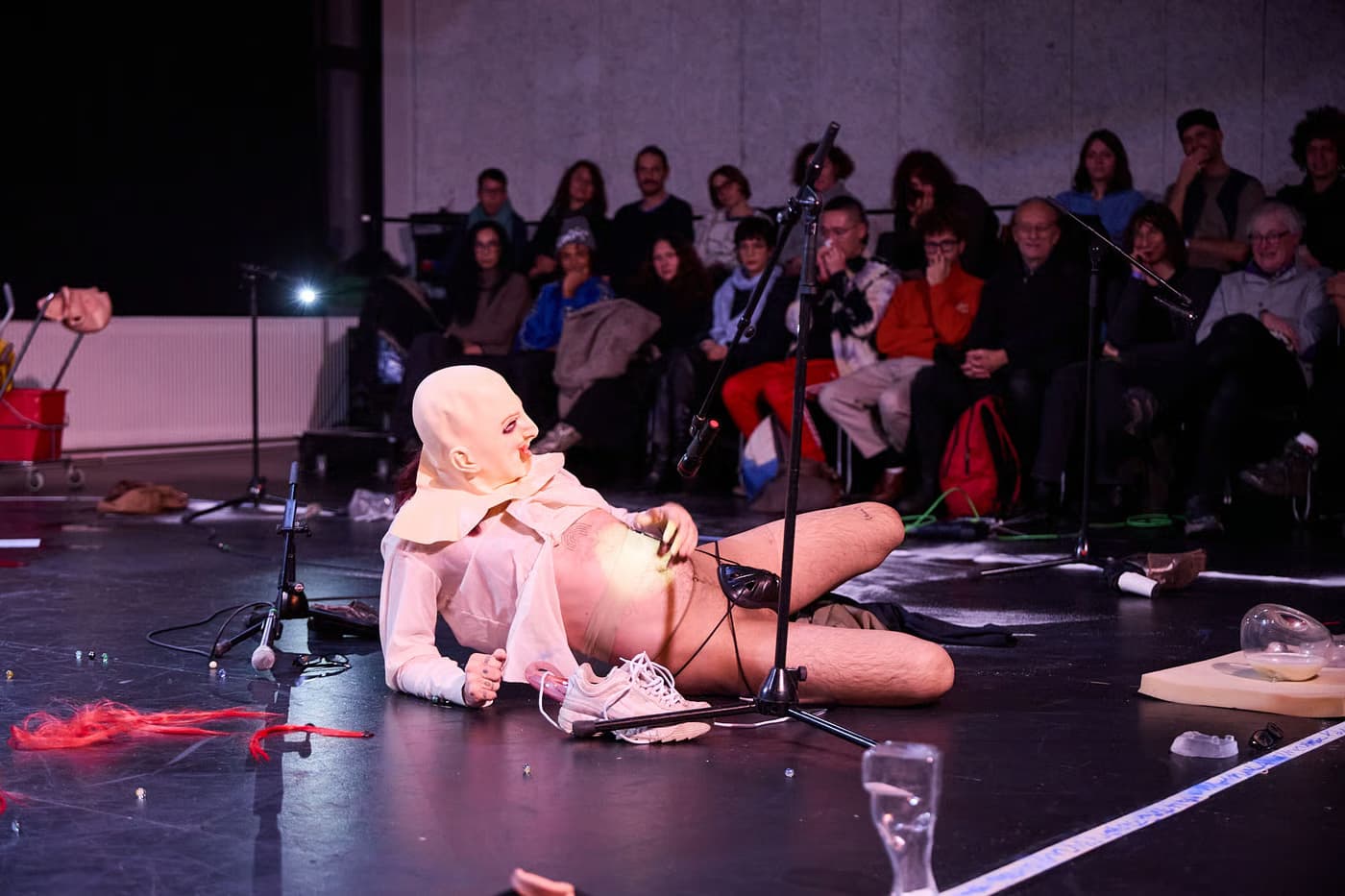 I have such a horrible voice, de Gui B.B – O Museu como Performance