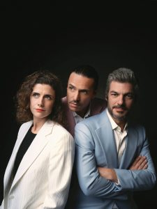 Foi em 2005 que Os Azeitonas lançaram o primeiro álbum de originais: “Um Tanto ou Quanto Atarantado”