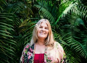 Coro Sénior da Fundação Manuel António da Mota com Lena d’Água