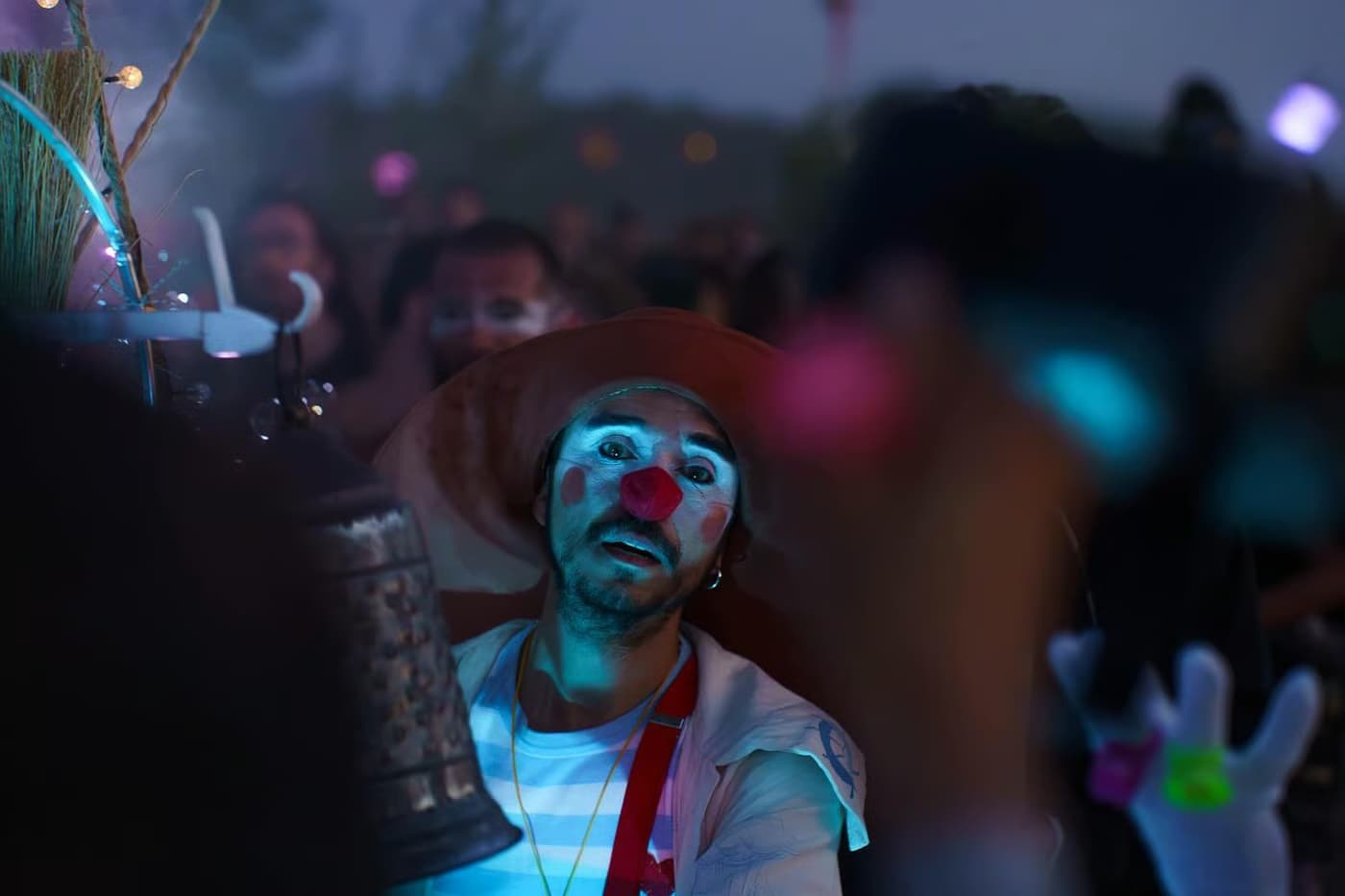 Pescadores da Lua — Clown e Teatro de Rua Encantam o Natal