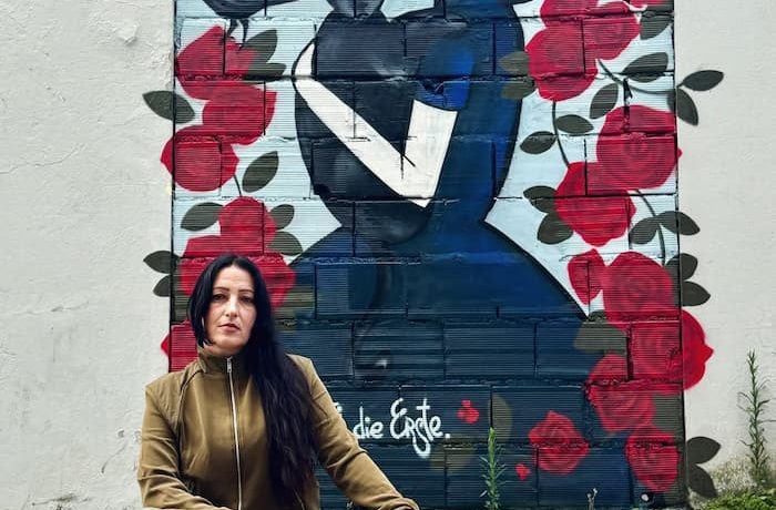 Um Presente Especial — por Rafi Die Erste