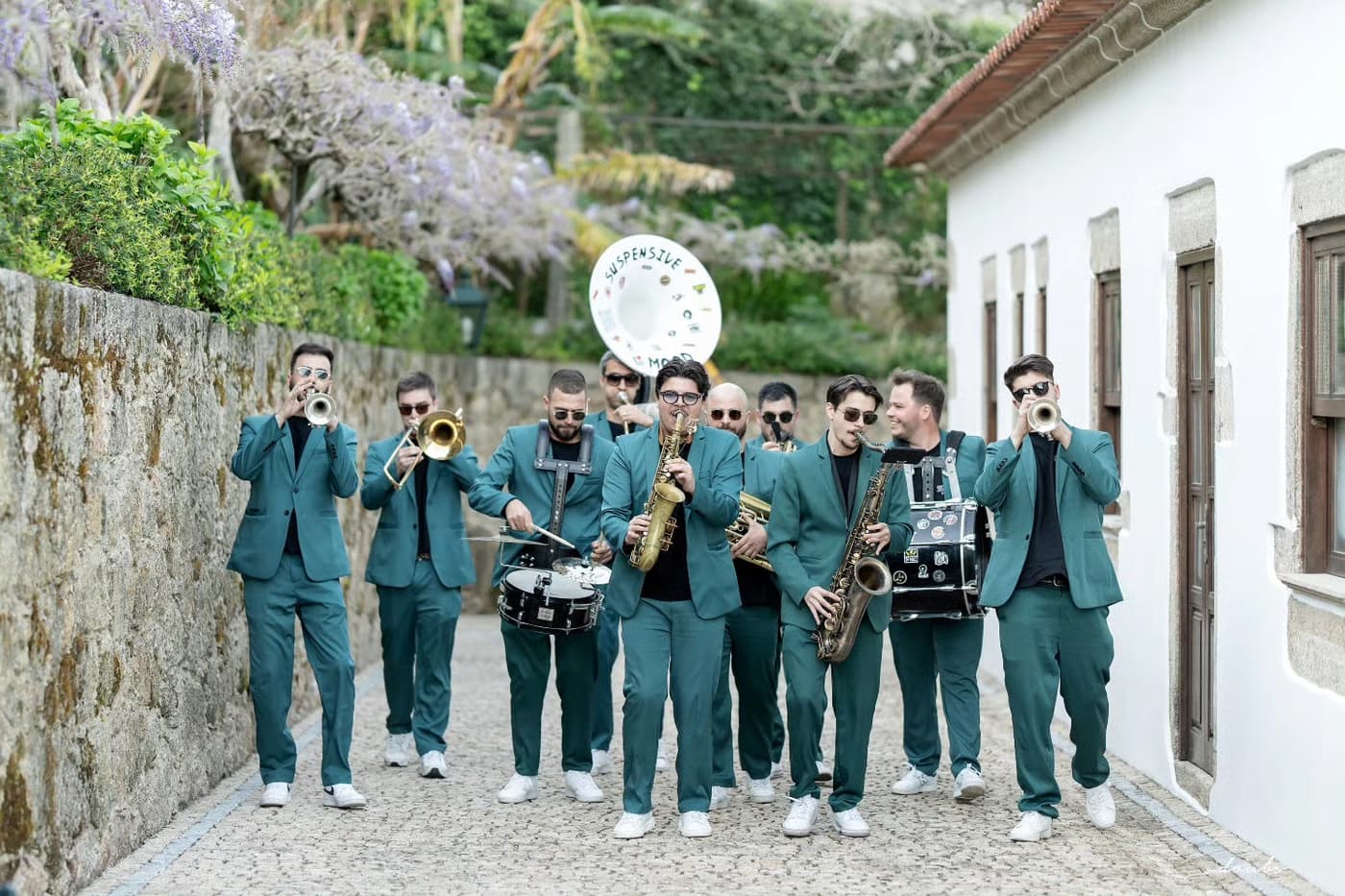 Suspensive Mood - Banda de rua – Música e animação