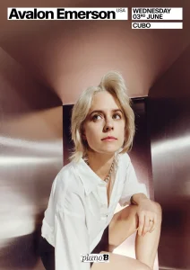 Avalon Emerson (USA) no Plano B — Porto