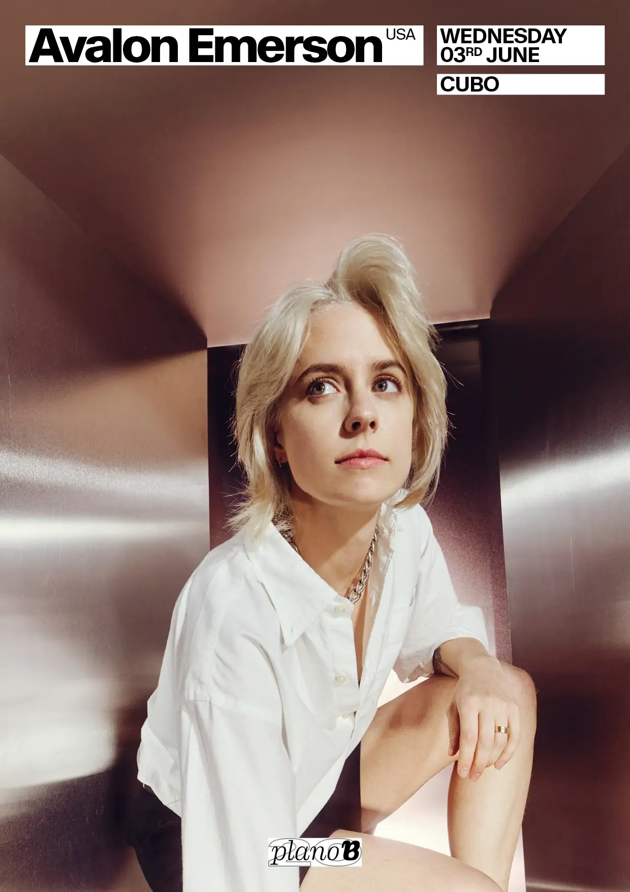 Avalon Emerson (USA) no Plano B — Porto