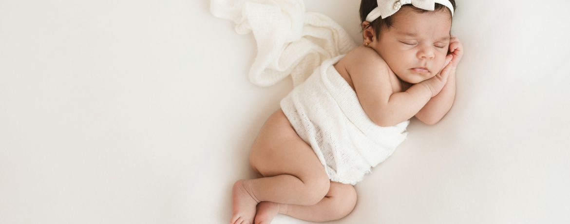 Sessões Fotográficas NewBorn perto do Porto