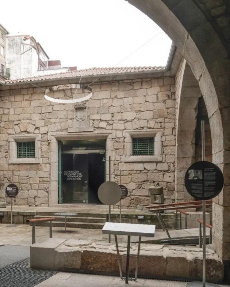 Conversas na Biblioteca — Landscape Together: Care, See, Act Together