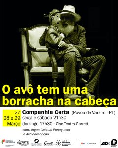 O avô tem uma borracha na cabeça