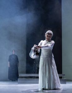 “O Fim” no Teatro São João: um mergulho simbólico na queda da monarquia portuguesa