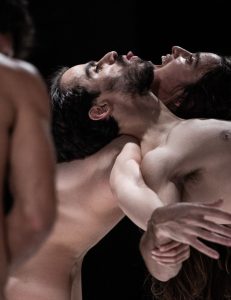 Há Qualquer Coisa Prestes a Acontecer — O FITEI no TNSJ