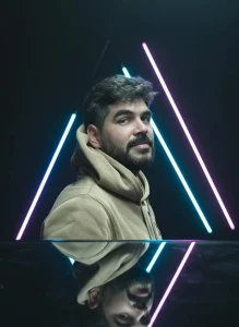 Hugo Caro leva DJ set ao Bar of Soap