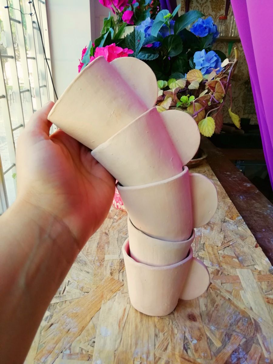 Workshop de cerâmica no Porto ensina a criar chávenas artesanais únicas