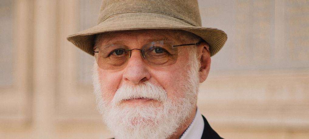 Programa Babell 2026: Alberto Manguel abre ciclo de conferências com “Leitura e Resistência”