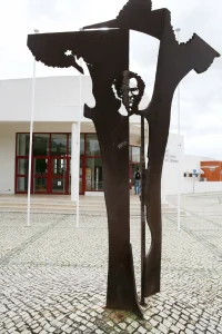 Curso Breve #42 — Ler e ouvir José Afonso