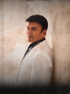 Tony Carreira, Quinta do Bill e DJ sets animam a noite de São João nos Aliados