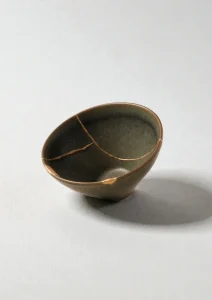 A Beleza da Imperfeição ensina kintsugi moderno na Junta Cacos