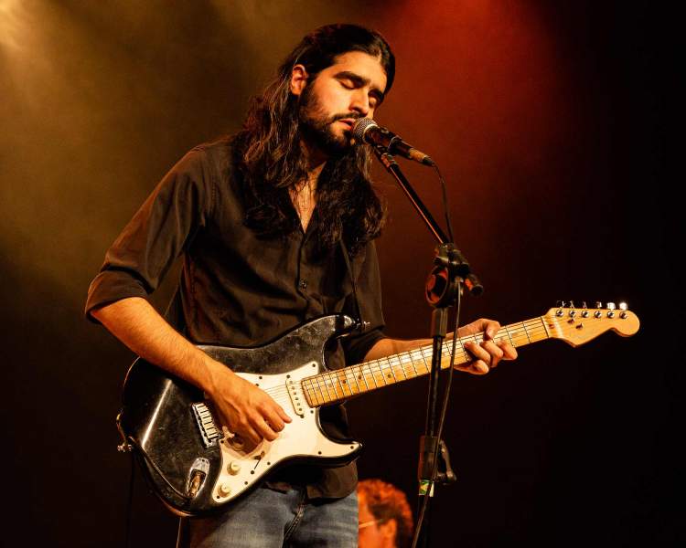 Eric Assmar leva o blues brasileiro à Esplanada da Casa da Música em concerto de entrada livre