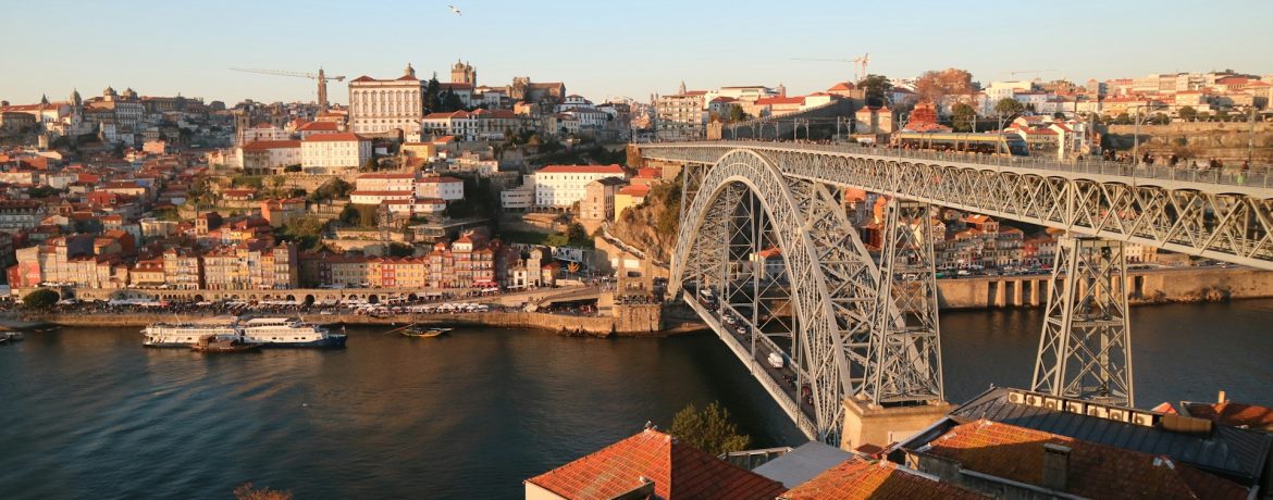 Vai estudar no Porto? Um quarto já custa, em média, 430€ por mês